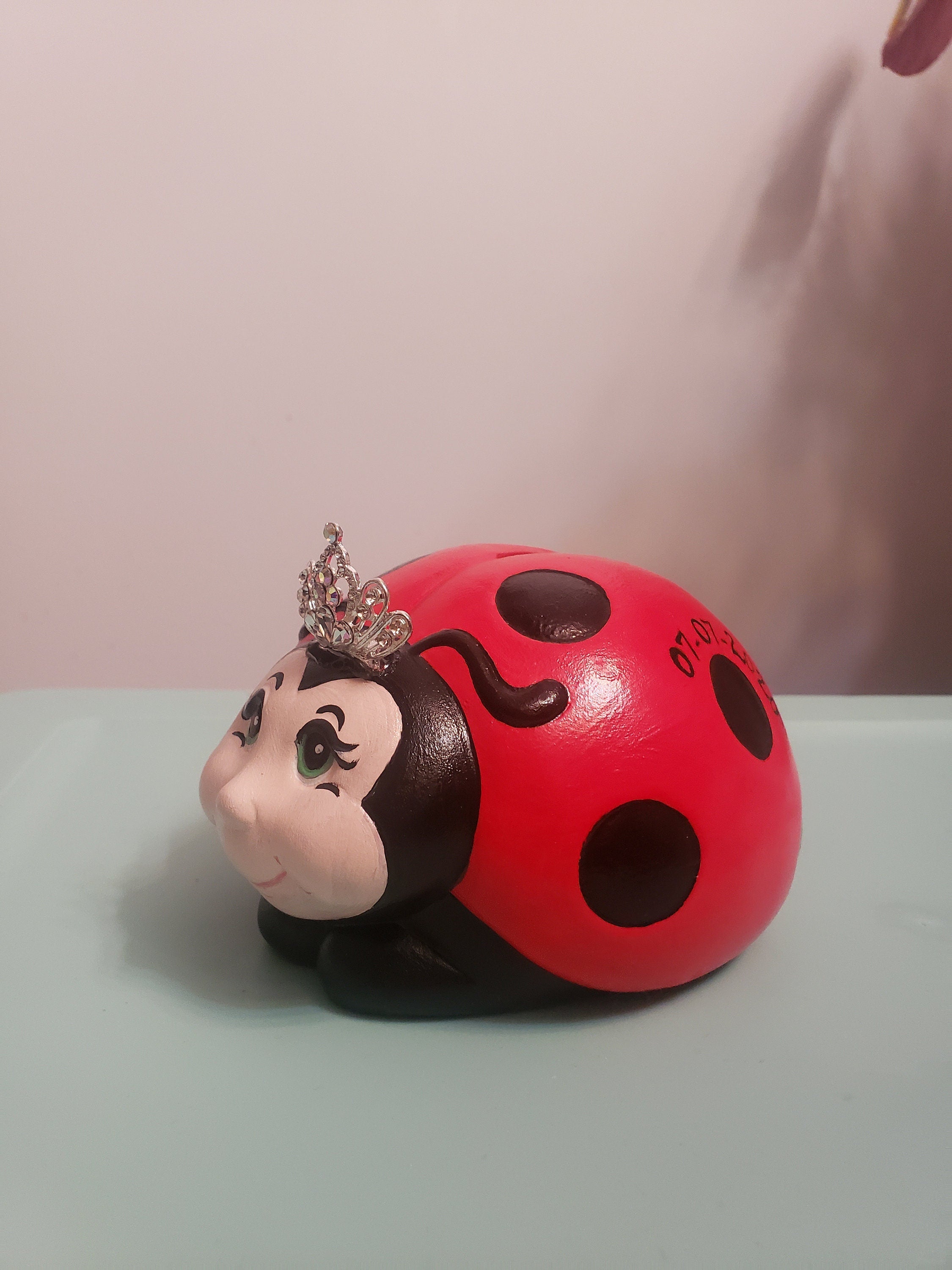 Personalized girls bank/lady bug bank/piggy bank/baby bank/Baby gift/Baby shower gift