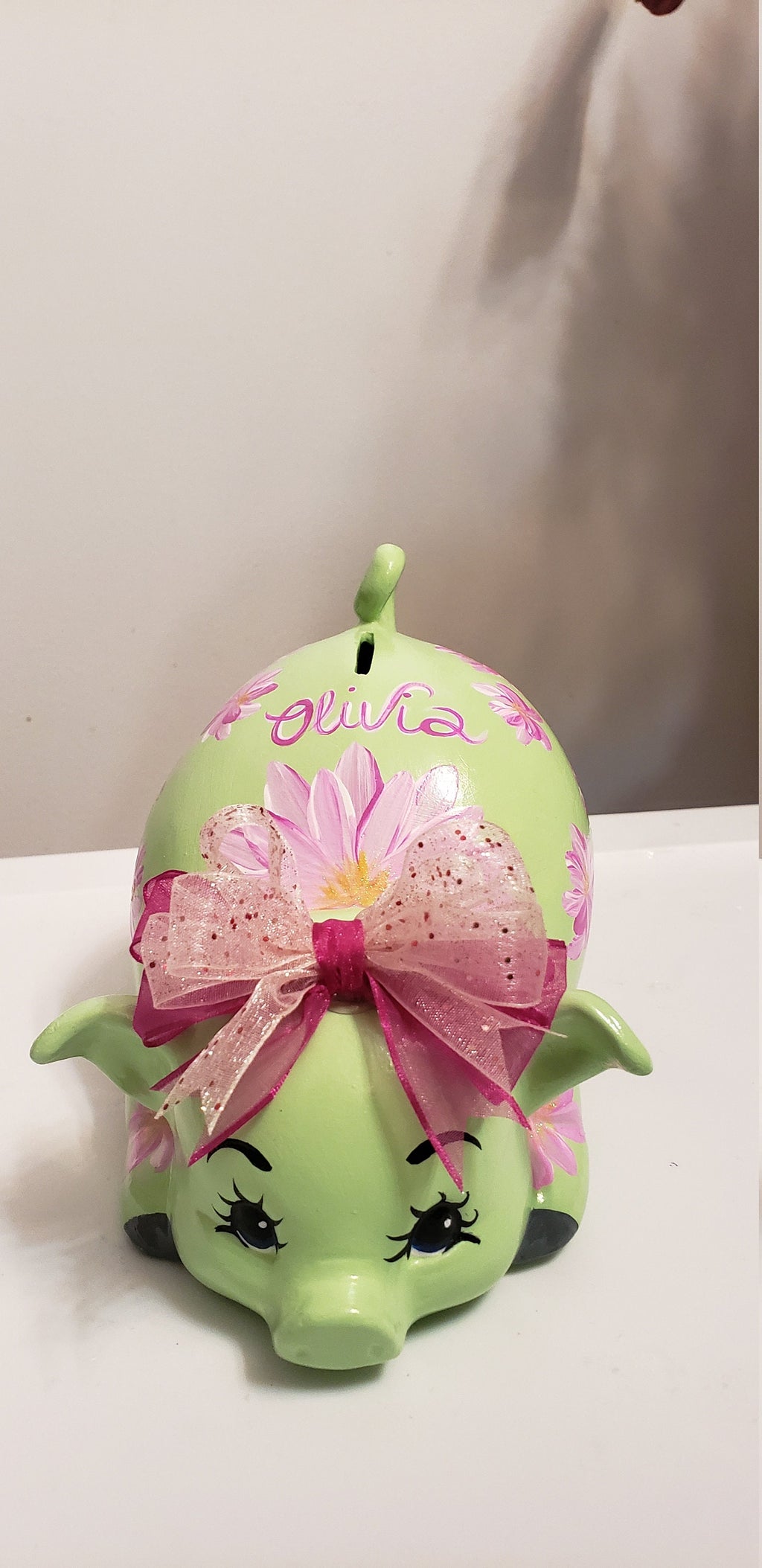 Piggy bank/Personalized piggy bank/hand-painted piggy bank/girls piggy bank/Baby bank/Baby gift/Baby shower gift/gift