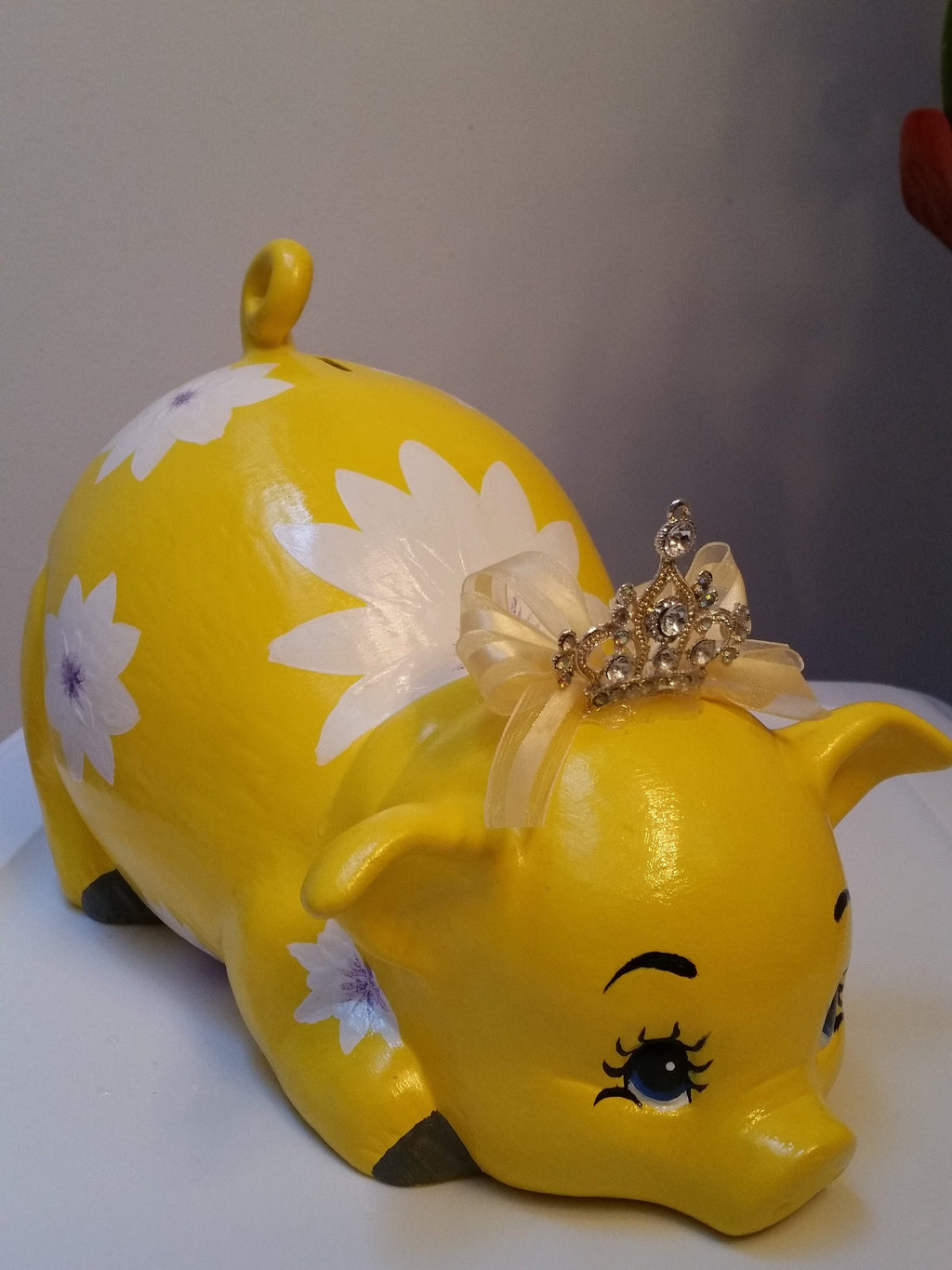Piggy bank/girls piggy bank/yellow piggy bank/baby gift/baby shower gift