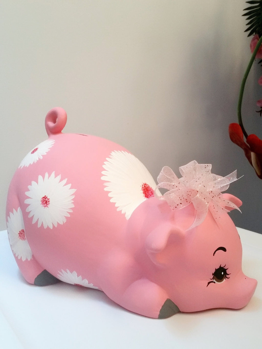 Piggy bank/personalized piggy bank/custom piggy bank/girls piggy bank/ceramic piggy bank/baby gift/baby shower gift/birthday gift