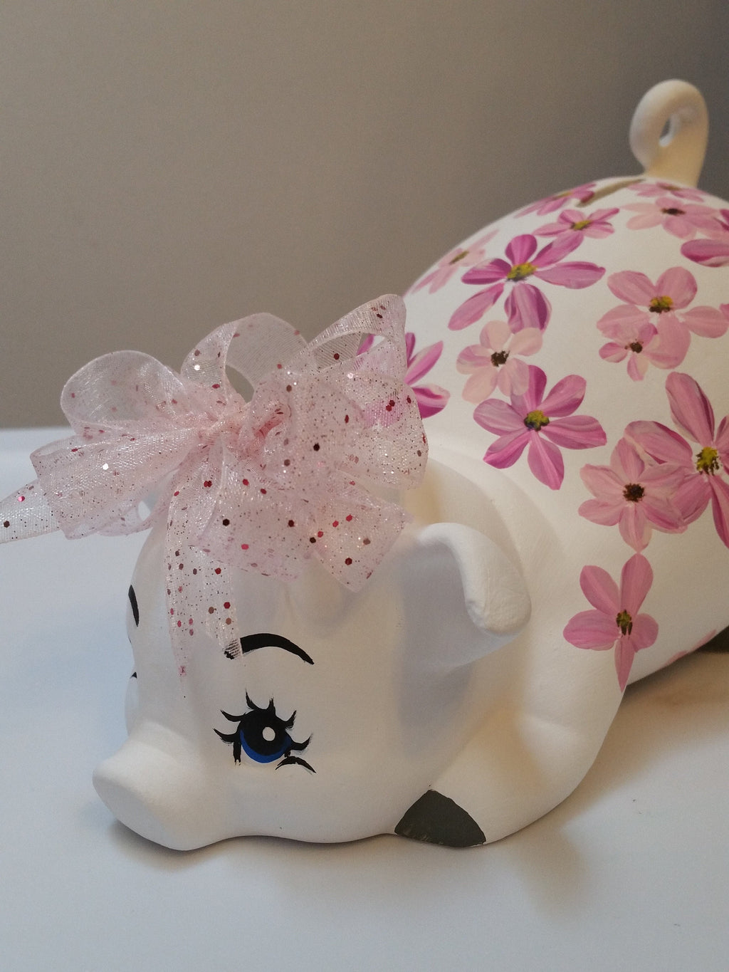 Piggy bank/personalized piggy bank/custom piggy bank/girls piggy bank/ceramic piggy bank/baby gift/baby shower gift/birthday gift