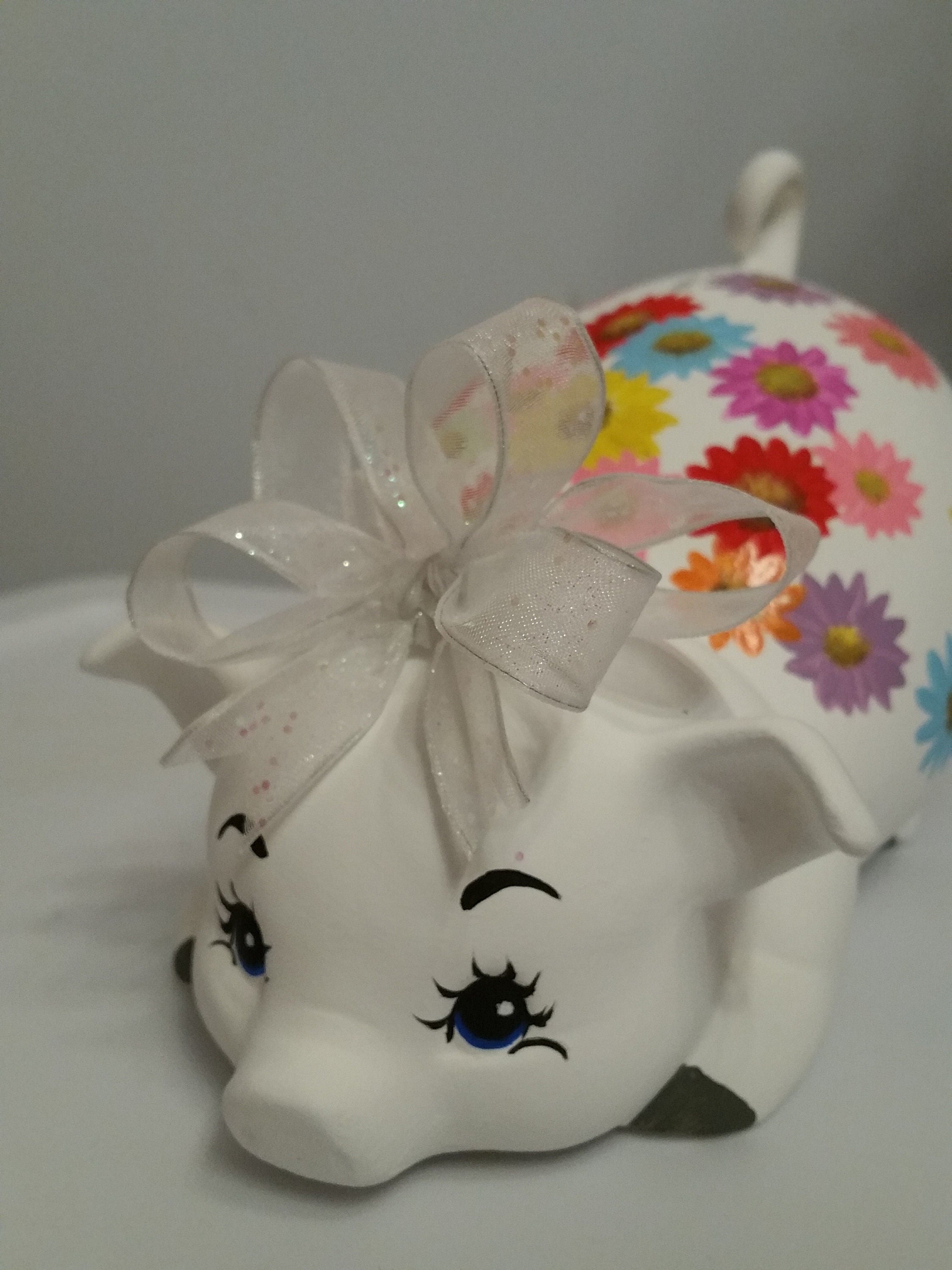 Piggy bank/personalized piggy bank/custom piggy bank/girls piggy bank/ceramic piggy bank/baby gift/baby shower gift/birthday gift