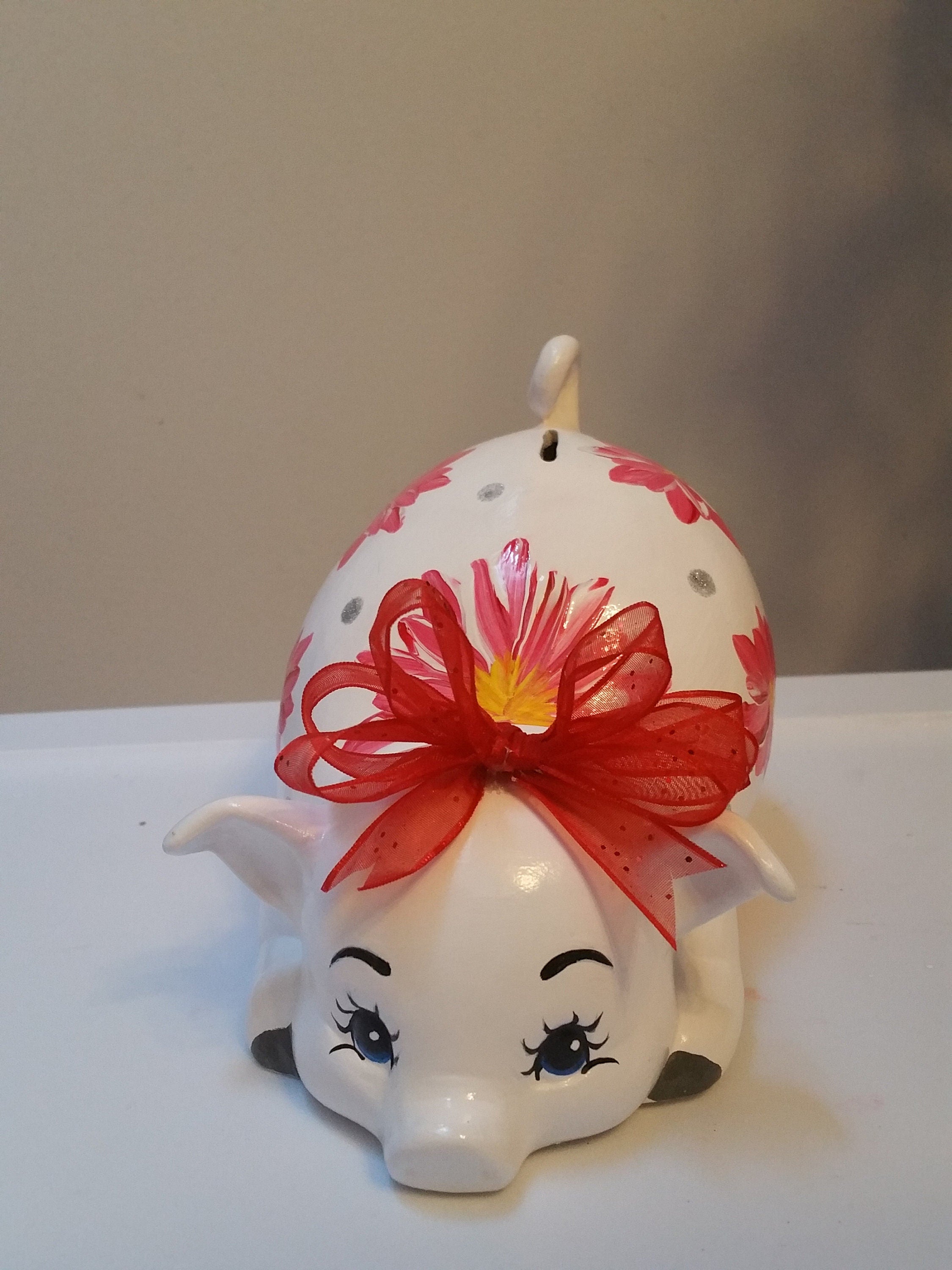 Piggy bank/personalized piggy bank/custom piggy bank/girls piggy bank/ceramic piggy bank/baby gift/baby shower gift/birthday gift
