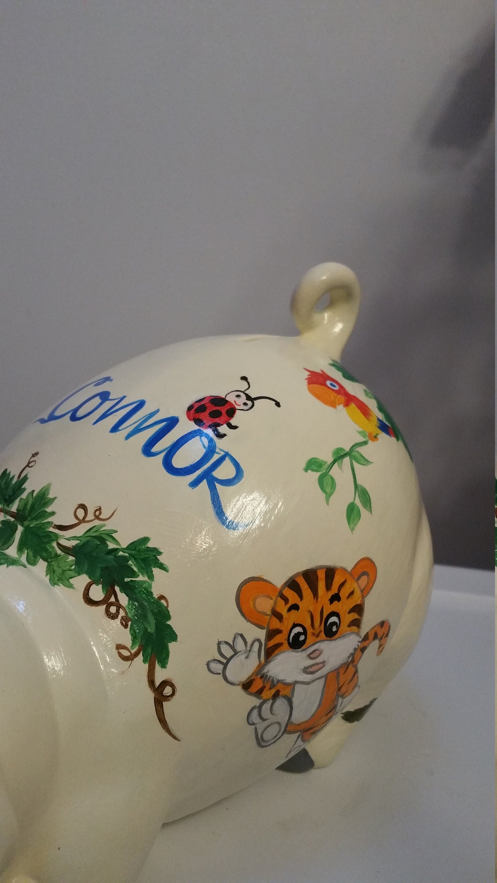 Piggy bank/personalized piggy bank/custom piggy bank/girls piggy bank/ceramic piggy bank/baby gift/baby shower gift/birthday gift