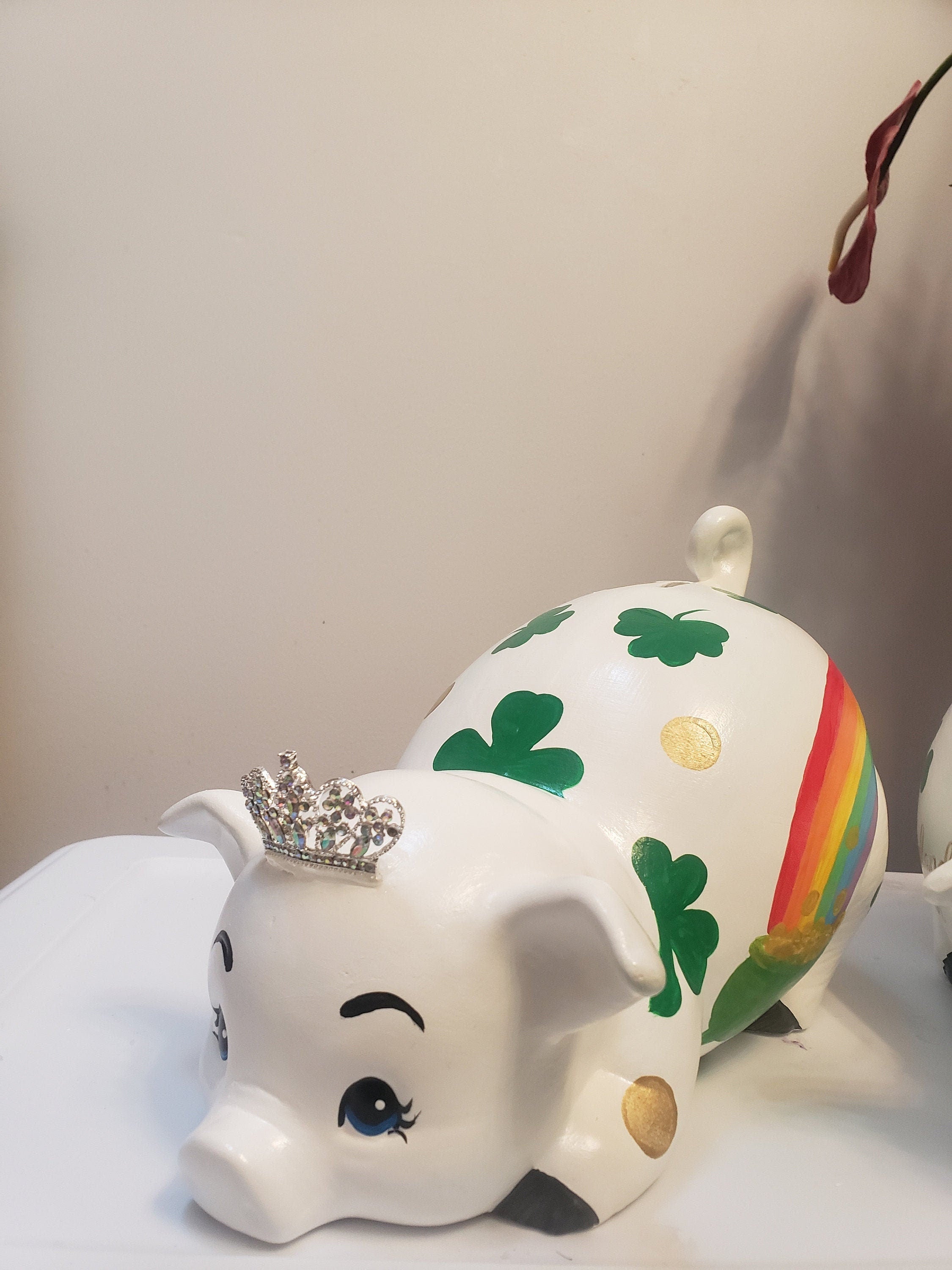 Large shamrock-themed piggy bank/piggy bank/Ceramic piggy bank/baby gift/baby shower gift