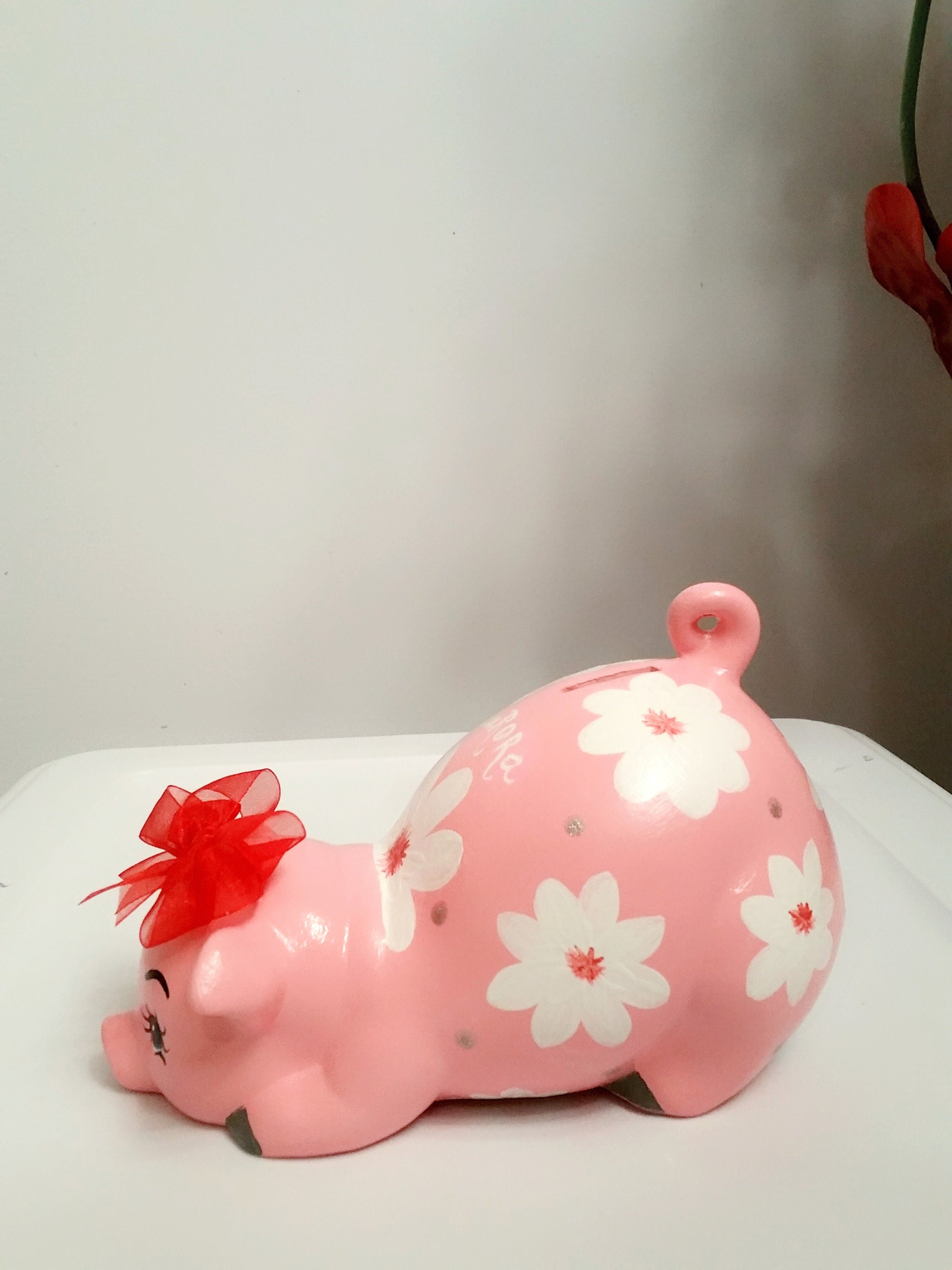 Piggy bank/personalized piggy bank/custom piggy bank/girls piggy bank/ceramic piggy bank/baby gift/baby shower gift/birthday gift