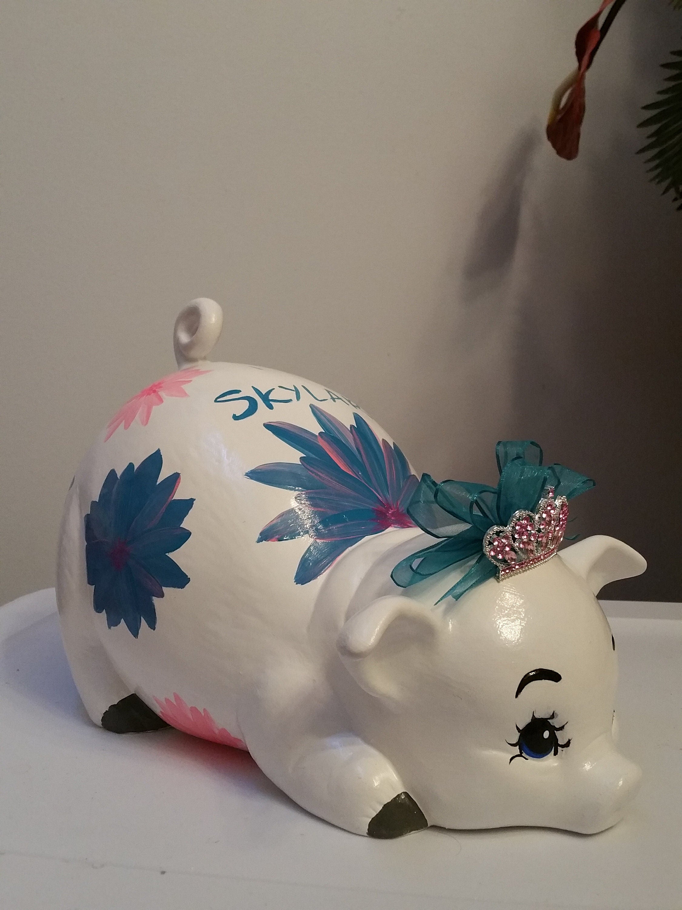Piggy bank/personalized piggy bank/custom piggy bank/girls piggy bank/ceramic piggy bank/baby gift/baby shower gift/birthday gift