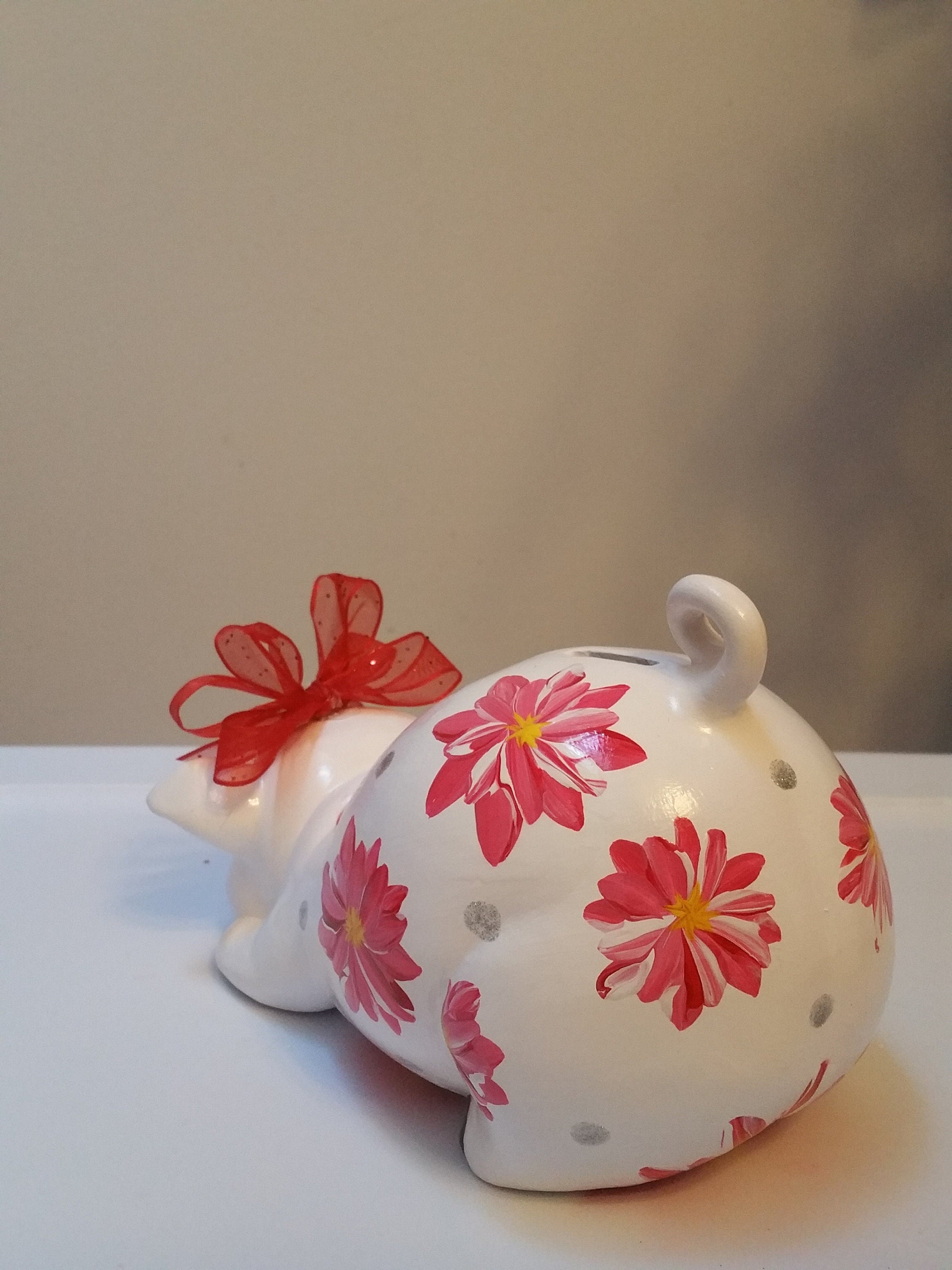 Piggy bank/personalized piggy bank/custom piggy bank/girls piggy bank/ceramic piggy bank/baby gift/baby shower gift/birthday gift