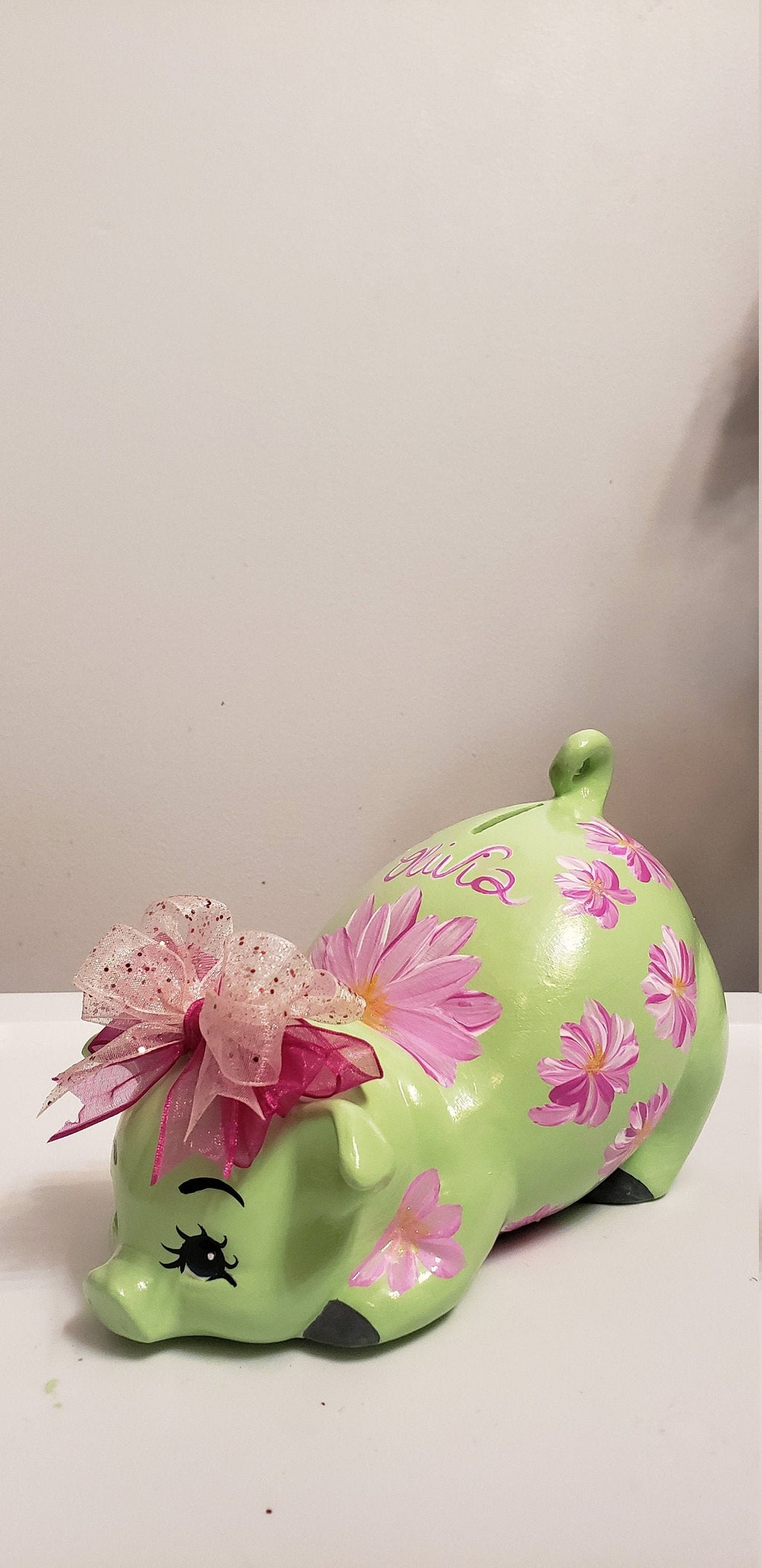 Piggy bank/Personalized piggy bank/hand-painted piggy bank/girls piggy bank/Baby bank/Baby gift/Baby shower gift/gift