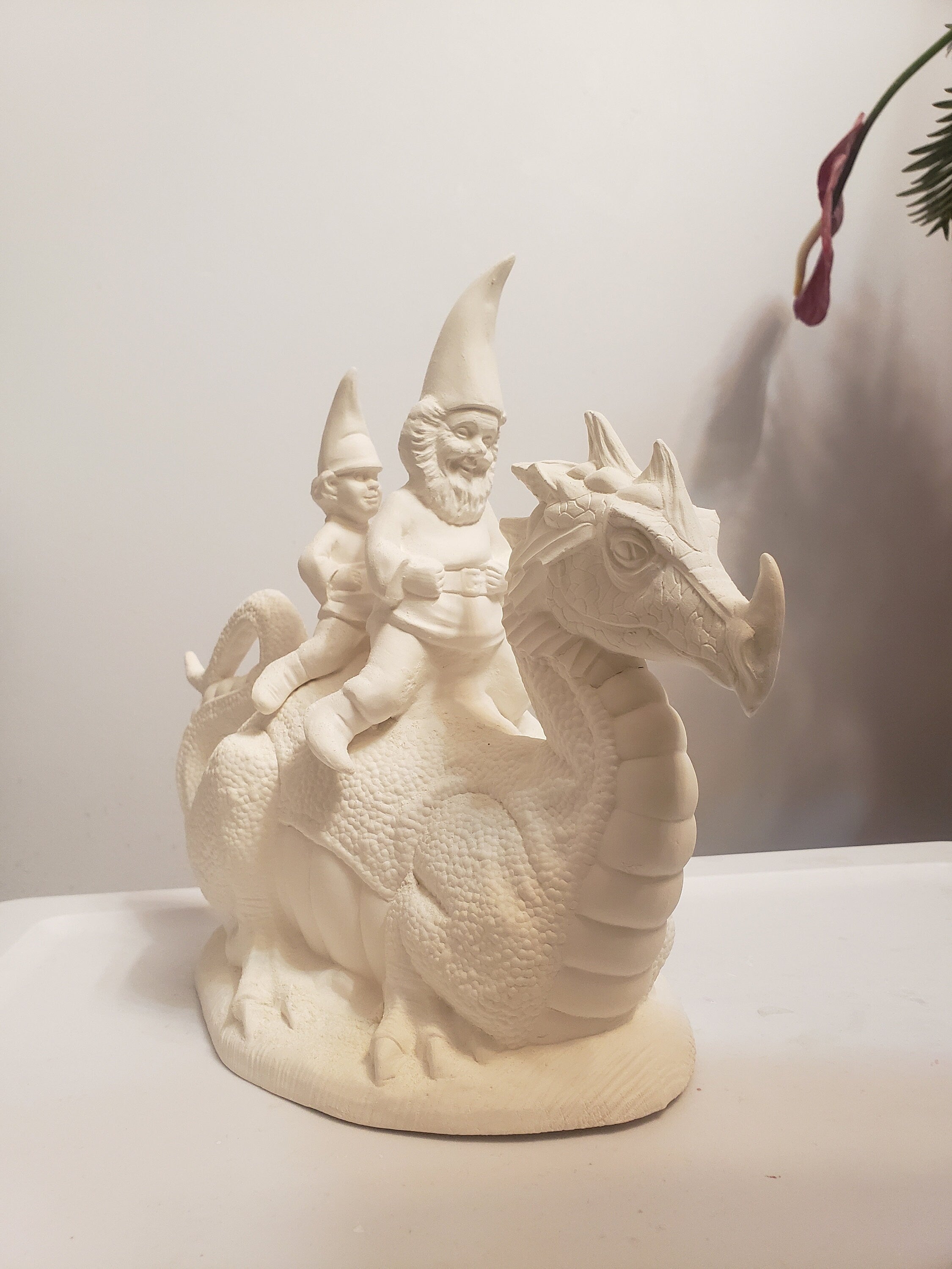 Gnomes on dragon - ready to paint
