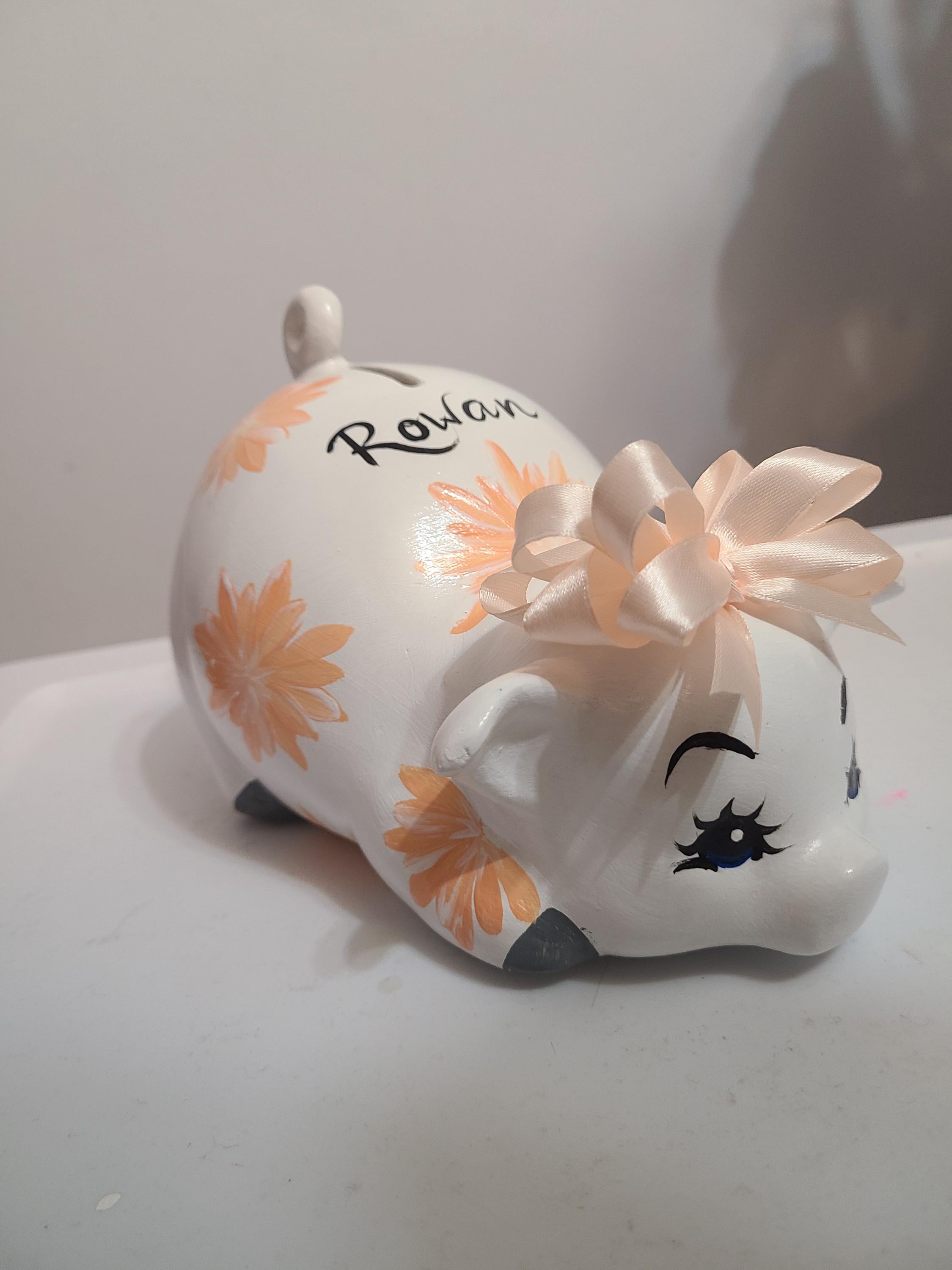 Piggy bank/personalized piggy bank/custom piggy bank/girls piggy bank/baby gift/baby shower gift/birthday gift