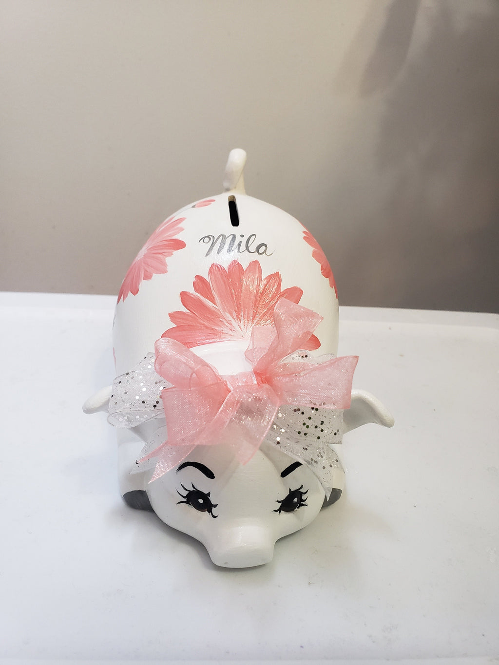 Piggy bank/personalized piggy bank/custom piggy bank/girls piggy bank/ceramic piggy bank/baby gift/baby shower gift/birthday gift