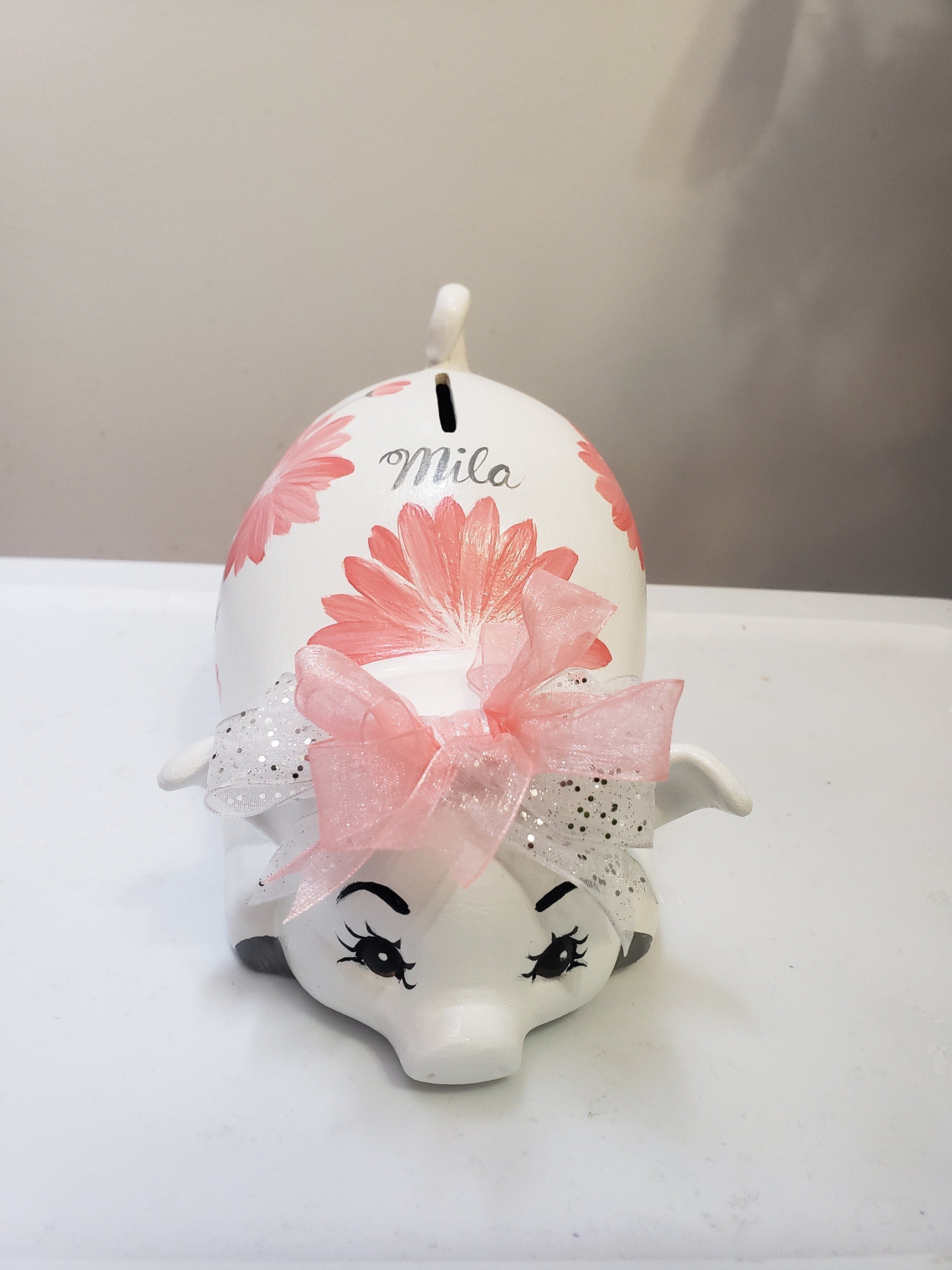 Piggy bank/personalized piggy bank/custom piggy bank/girls piggy bank/ceramic piggy bank/baby gift/baby shower gift/birthday gift
