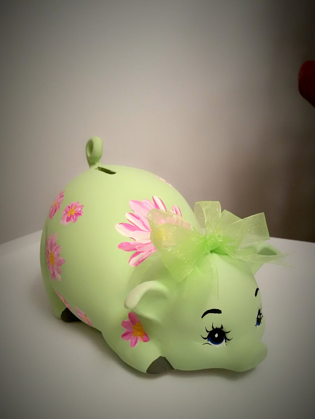 Piggy bank/Personalized piggy bank/hand-painted piggy bank/girls piggy bank/Baby bank/Baby gift/Baby shower gift/gift