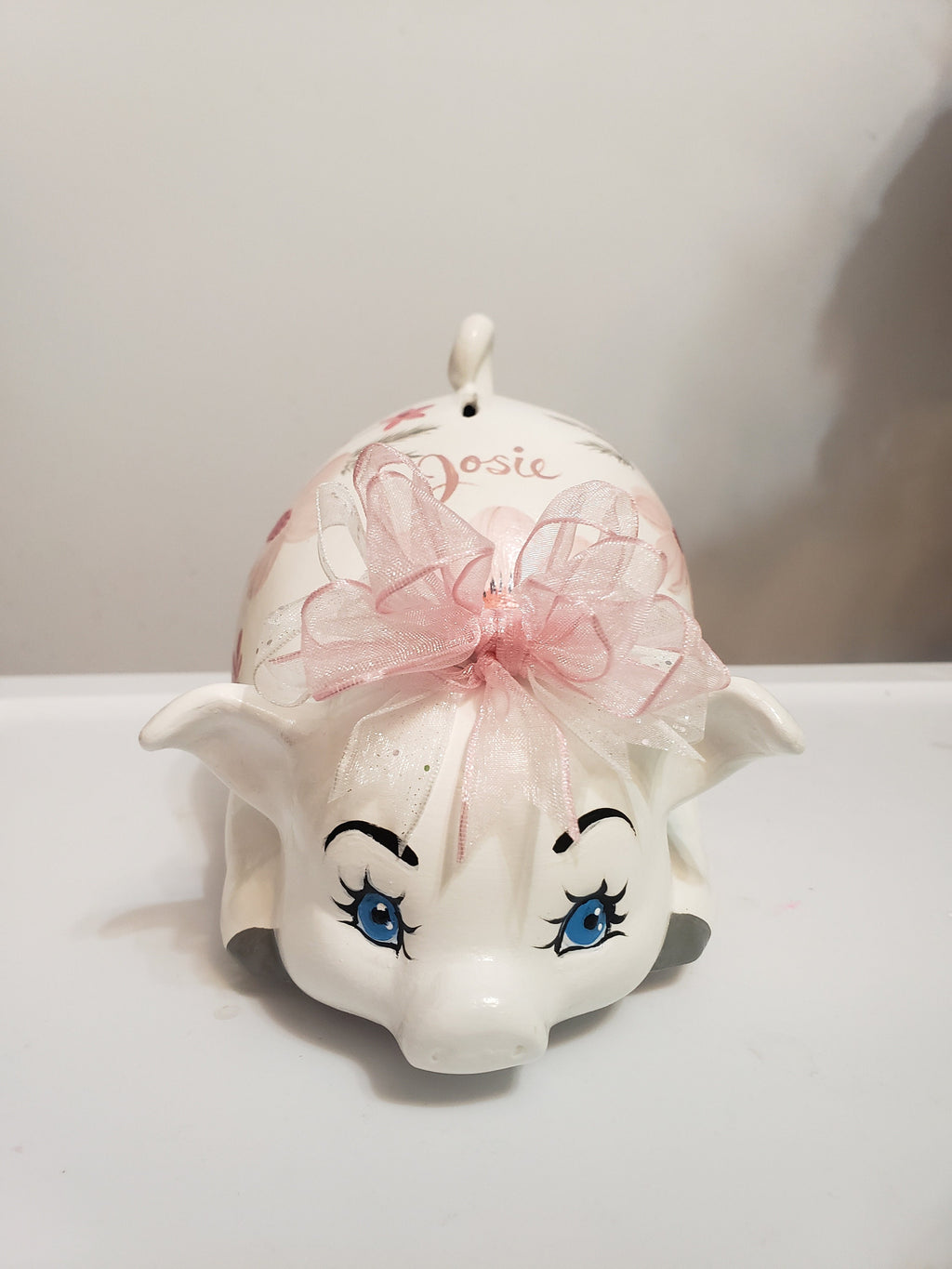 Piggy bank/personalized piggy bank/custom piggy bank/girls piggy bank/ceramic piggy bank/baby gift/baby shower gift/birthday gift