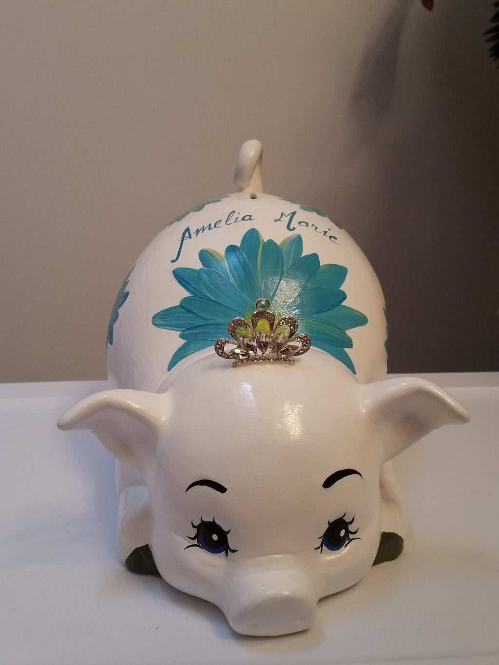 Piggy bank/girls piggy bank/personalized piggy bank/custom piggy bank/baby gift/baby shower gift/birthday gift