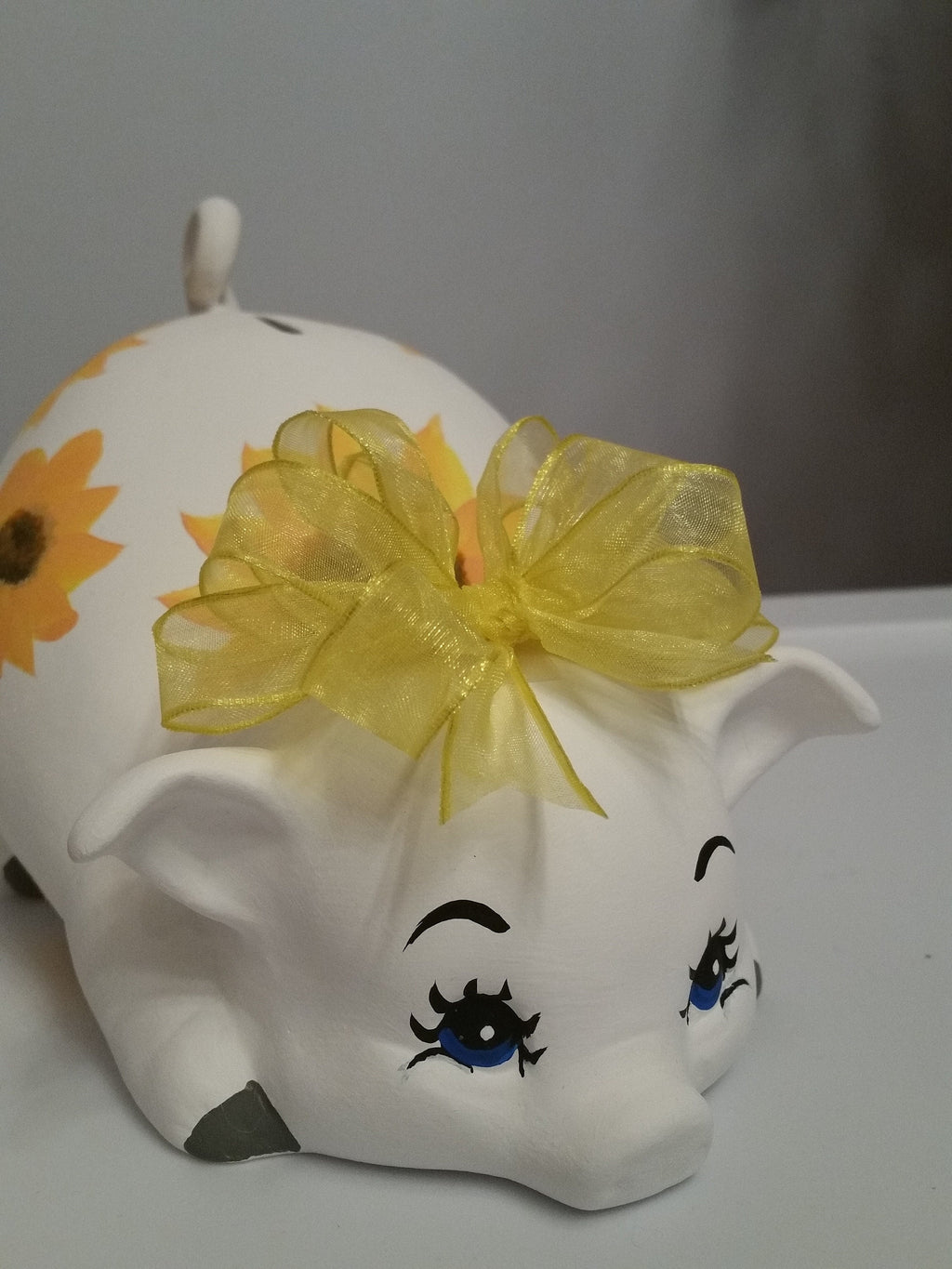 Piggy bank/personalized piggy bank/custom piggy bank/girls piggy bank/ceramic piggy bank/baby gift/baby shower gift/birthday gift