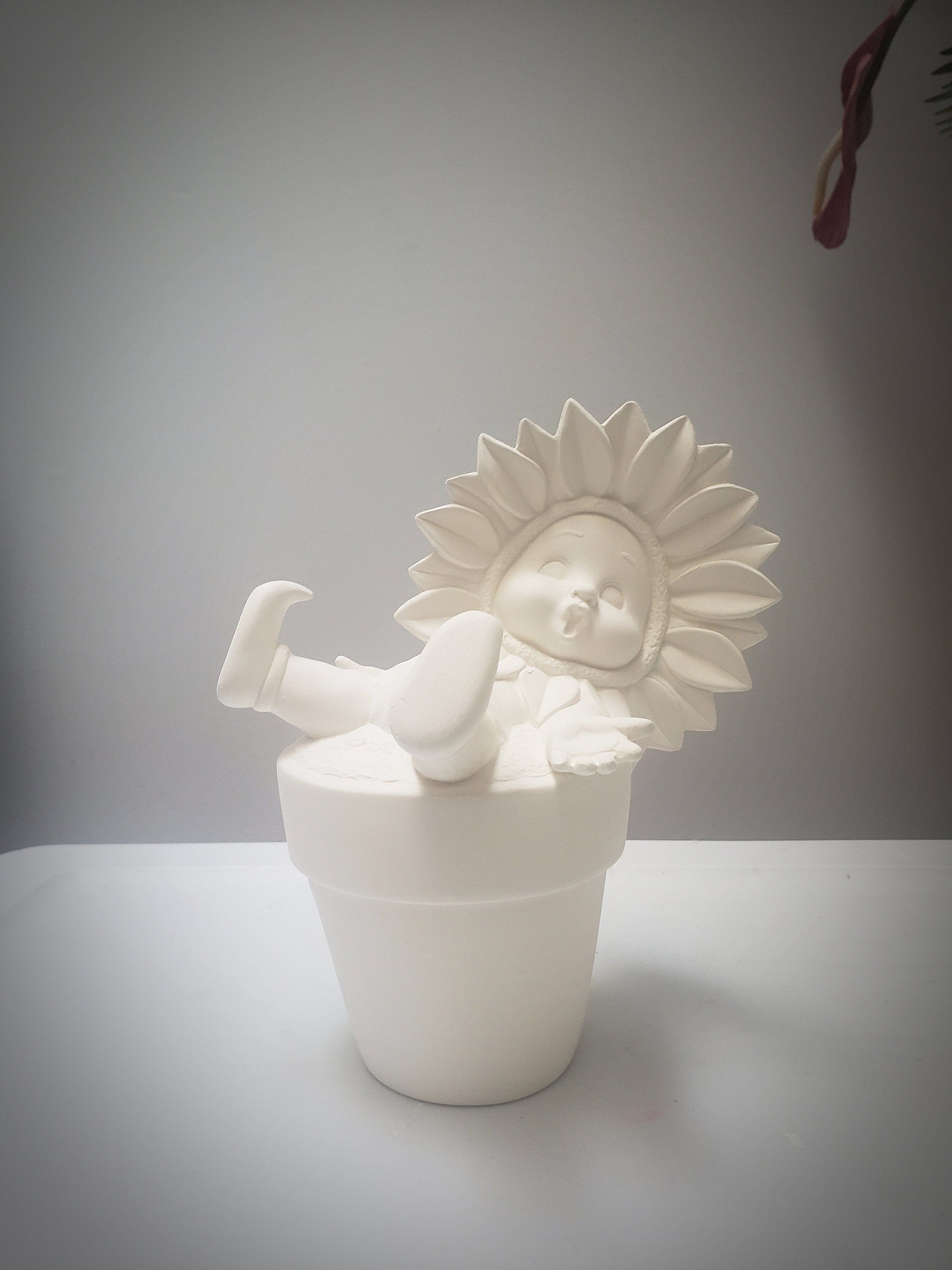 Sunflower Sweet Tot on Pot
