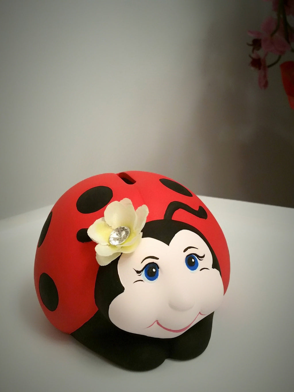 Personalized girls bank/lady bug bank/piggy bank/baby bank/Baby gift/Baby shower gift