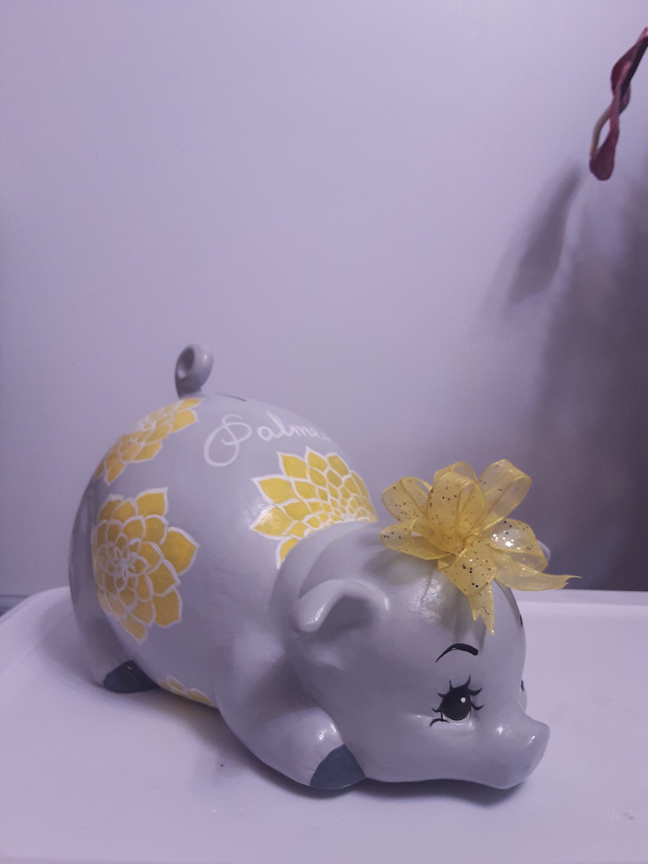 Piggy bank/personalized piggy bank/girls piggy bank/ceramic piggy bank/custom piggy bank/baby gift/baby shower gift