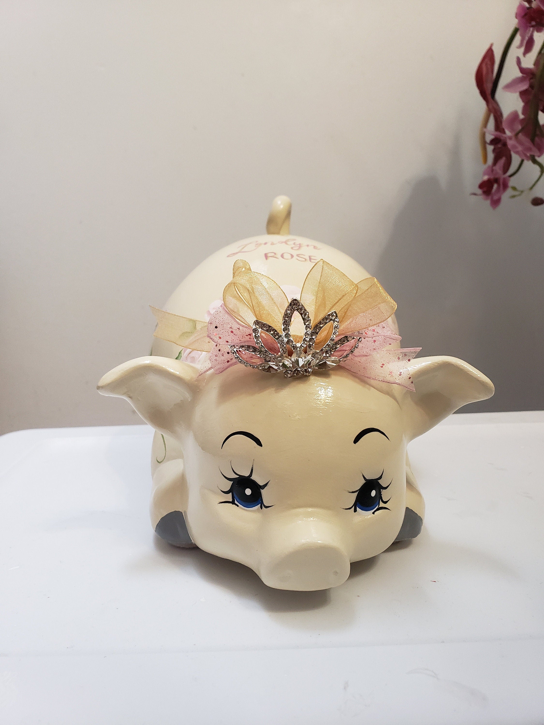 Piggy bank/large piggy bank/girls piggy bank/ceramics piggy bank/baby gift/baby shower gift