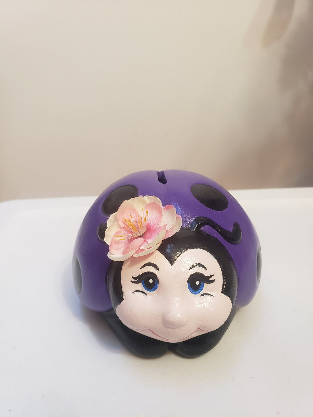 Personalized girls bank/lady bug bank/piggy bank/baby bank/Baby gift/Baby shower gift