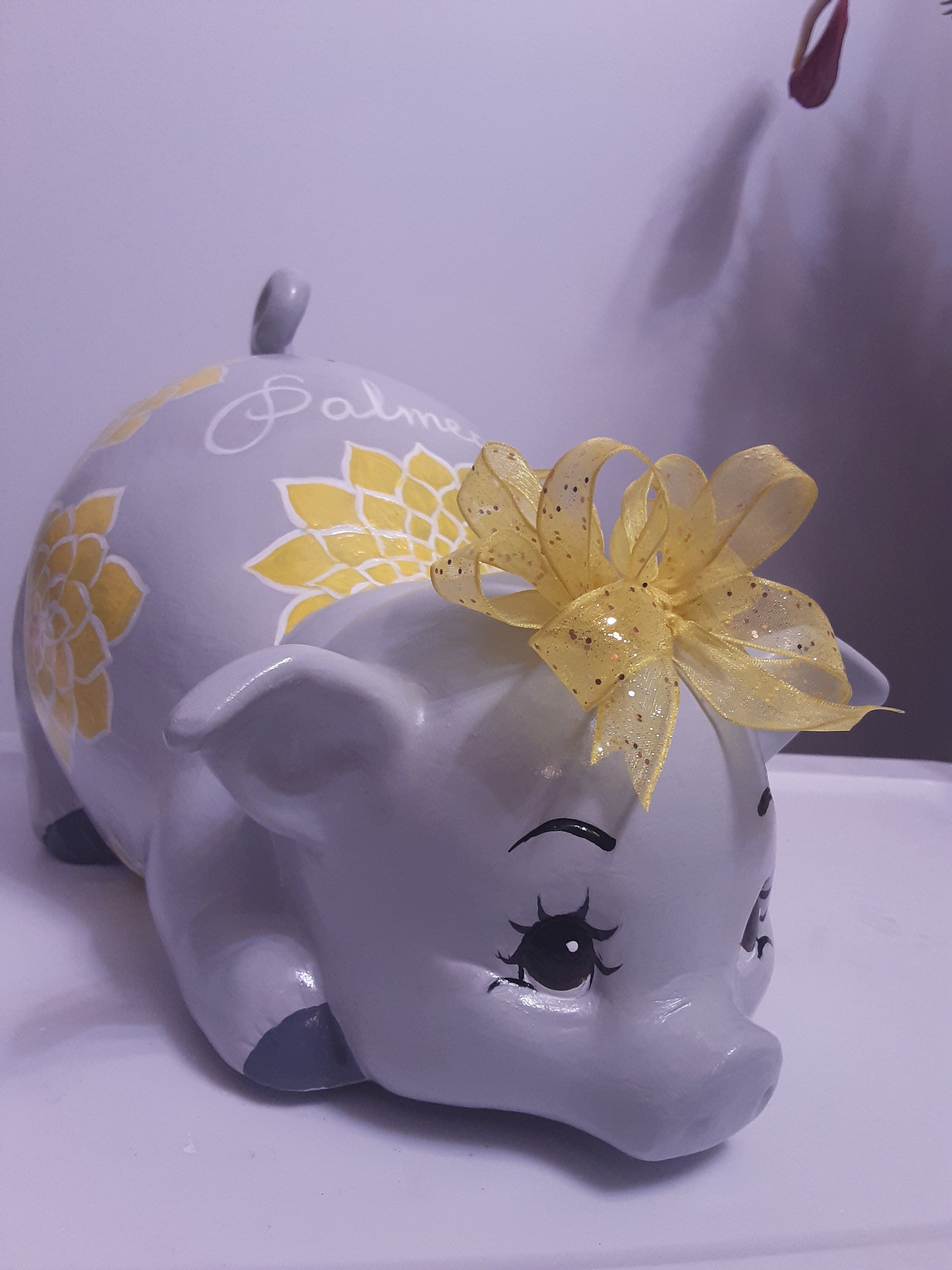 Piggy bank/personalized piggy bank/girls piggy bank/ceramic piggy bank/custom piggy bank/baby gift/baby shower gift