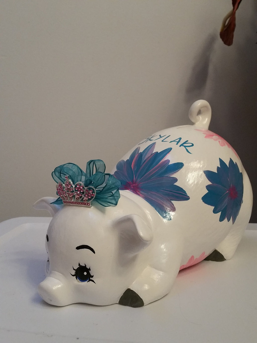 Piggy bank/personalized piggy bank/custom piggy bank/girls piggy bank/ceramic piggy bank/baby gift/baby shower gift/birthday gift